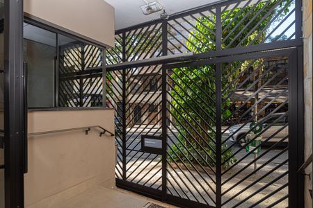 Área comum - Entrada do Edifício de apartamento para alugar com 3 quartos, 157m² em Consolação, São Paulo