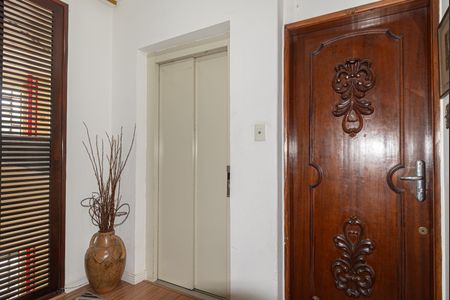 Apartamento à venda com 157m², 3 quartos e 2 vagasHall de entrada do apartamento