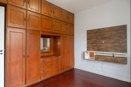 Apartamento à venda com 157m², 3 quartos e 2 vagasQuarto 2