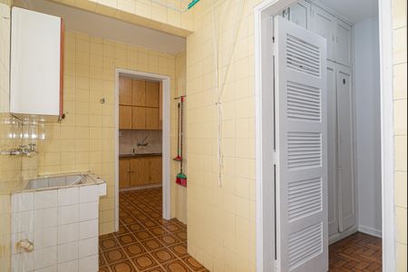 Apartamento à venda com 157m², 3 quartos e 2 vagasÁrea de Serviço