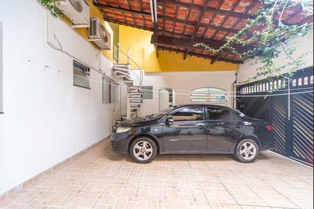 Casa à venda com 165m², 3 quartos e 2 vagas Casa à venda com 165m², 3 quartos e 2 vagasGaragem