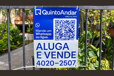 Apartamento para alugar com 61m², 2 quartos e 1 vagaFachada do bloco cin placa
