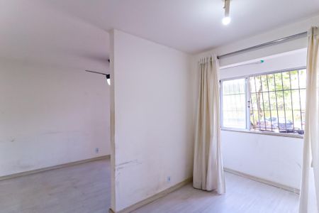 Sala de apartamento para alugar com 2 quartos, 61m² em Del Castilho, Rio de Janeiro