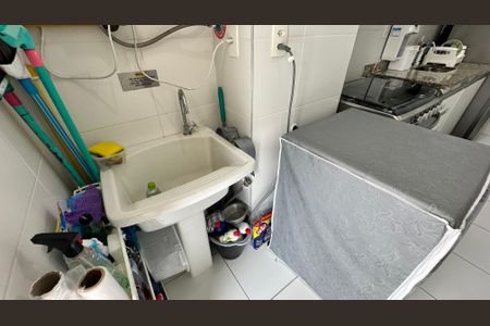 Apartamento para alugar com 70m², 2 quartos e 1 vaga Apartamento para alugar com 70m², 2 quartos e 1 vagaÁrea de Serviço