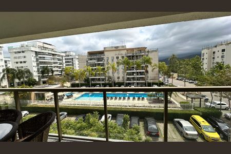 Apartamento para alugar com 70m², 2 quartos e 1 vaga Apartamento para alugar com 70m², 2 quartos e 1 vagaVaranda