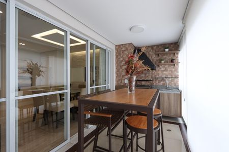 Apartamento à venda com 104m², 3 quartos e 2 vagasVaranda