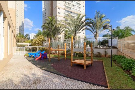 Apartamento à venda com 77m², 2 quartos e 1 vaga Apartamento à venda com 77m², 2 quartos e 1 vagaÁrea comum - Playground