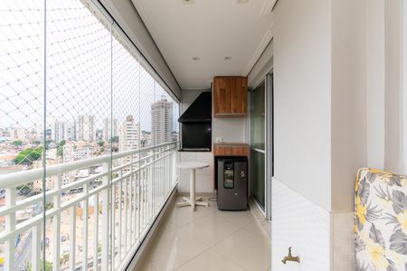 Apartamento à venda com 77m², 2 quartos e 1 vaga Apartamento à venda com 77m², 2 quartos e 1 vagaVaranda gourmet