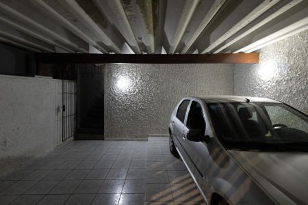 Casa à venda com 200m², 3 quartos e 2 vagas Casa à venda com 200m², 3 quartos e 2 vagasGaragem