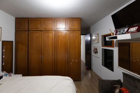 Casa à venda com 200m², 3 quartos e 2 vagas Casa à venda com 200m², 3 quartos e 2 vagasSuíte