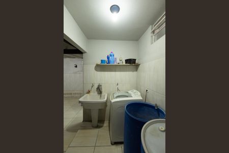 Casa à venda com 200m², 3 quartos e 2 vagas Casa à venda com 200m², 3 quartos e 2 vagasÁrea de Serviço