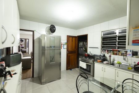 Casa à venda com 200m², 3 quartos e 2 vagas Casa à venda com 200m², 3 quartos e 2 vagasCozinha