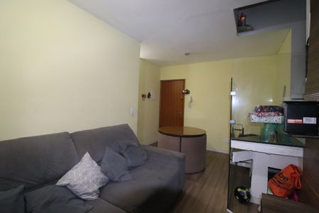 Apartamento à venda com 100m², 2 quartos e 1 vagaSala