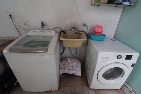 Apartamento à venda com 100m², 2 quartos e 1 vagaÁrea de Serviço