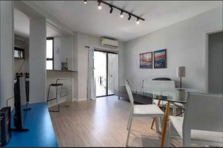 Apartamento à venda com 2 quartos, 74m² em Copacabana, Rio de Janeiro