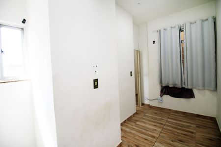 Quarto de apartamento para alugar com 1 quarto, 46m² em Penha, Rio de Janeiro