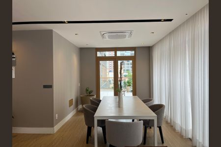 Studio à venda com 40m², 1 quarto e sem vagaÁrea comum - Salão de festas