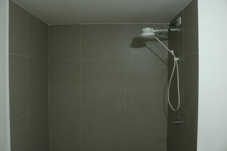 Banheiro de kitnet/studio à venda com 1 quarto, 40m² em Barra Funda, São Paulo