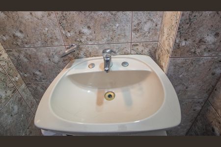 Casa à venda com 375m², 4 quartos e 2 vagasBanheiro