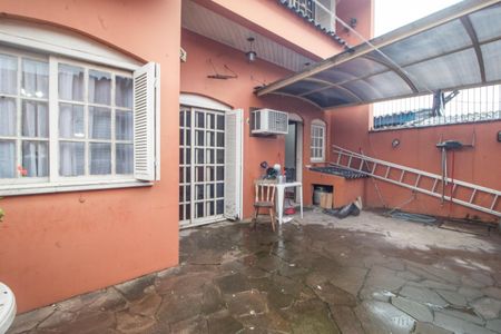 Casa à venda com 375m², 4 quartos e 2 vagasQuintal