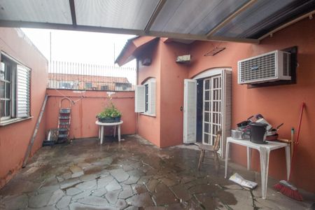 Casa à venda com 375m², 4 quartos e 2 vagasQuintal