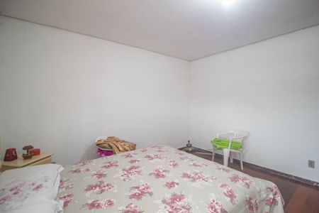 Casa à venda com 375m², 4 quartos e 2 vagasQuarto