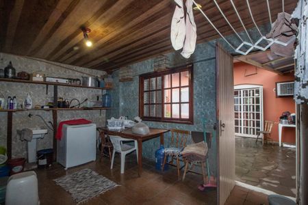 Casa à venda com 375m², 4 quartos e 2 vagasQuarto 4