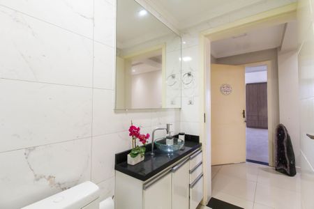 Apartamento para alugar com 120m², 5 quartos e 1 vaga Apartamento para alugar com 120m², 5 quartos e 1 vagaBanheiro 2