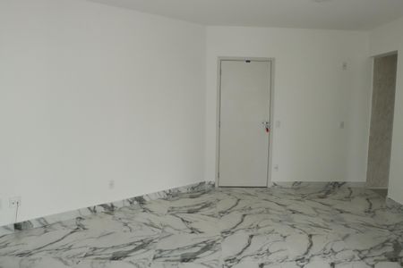 Apartamento para alugar com 85m², 2 quartos e 1 vagaSala