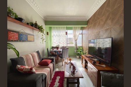 Apartamento à venda com 71m², 3 quartos e 1 vagaSala