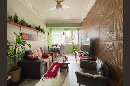 Apartamento à venda com 71m², 3 quartos e 1 vagaSala