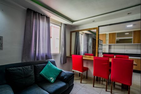 Sala de apartamento para alugar com 2 quartos, 53m² em Vila Camilópolis, Santo André