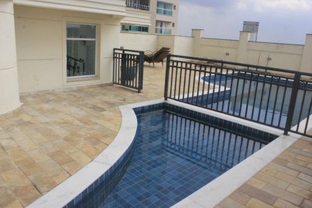 Apartamento à venda com 151m², 3 quartos e 3 vagasÁrea comum - Piscina