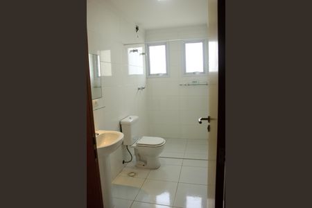Apartamento à venda com 151m², 3 quartos e 3 vagasBanheiro da Suíte 3