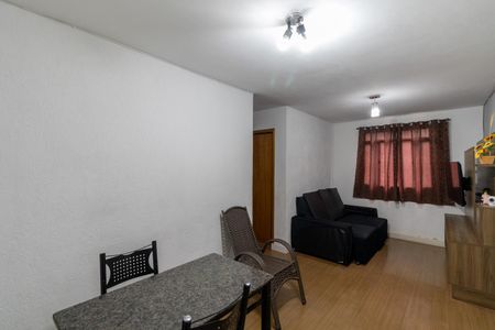 Sala de apartamento à venda com 2 quartos, 55m² em Itaquera, São Paulo