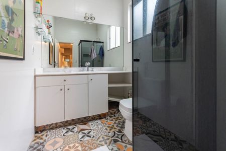 Casa à venda com 150m², 4 quartos e 3 vagasBanheiro