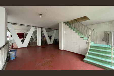 Casa à venda com 150m², 4 quartos e 3 vagas Casa à venda com 150m², 4 quartos e 3 vagasGaragem