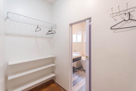 Casa à venda com 150m², 4 quartos e 3 vagasCloset da Suíte