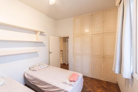 Casa à venda com 150m², 4 quartos e 3 vagasQuarto 1