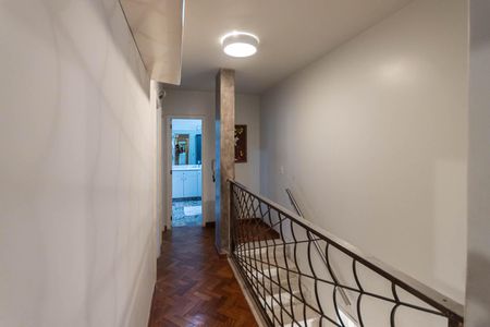 Casa à venda com 150m², 4 quartos e 3 vagasCorredor