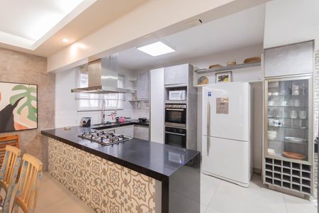 Casa à venda com 150m², 4 quartos e 3 vagasCozinha