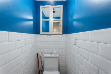 Casa à venda com 150m², 4 quartos e 3 vagasBanheiro de Serviço