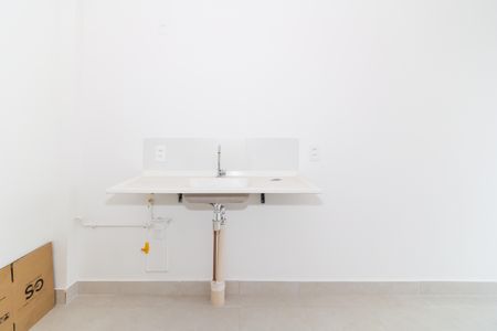 Apartamento para alugar com 28m², 1 quarto e sem vaga Apartamento para alugar com 28m², 1 quarto e sem vagaCozinha e Área de Serviço