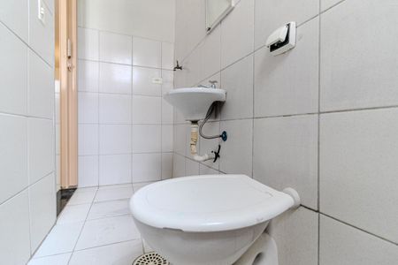 Studio para alugar com 29m², 1 quarto e sem vaga Studio para alugar com 29m², 1 quarto e sem vagaBanheiro
