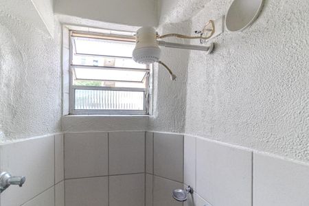 Banheiro de kitnet/studio para alugar com 1 quarto, 29m² em Santa Cecilia, São Paulo