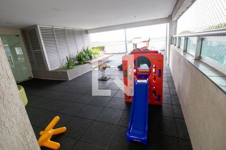 Apartamento para alugar com 116m², 2 quartos e 1 vaga Apartamento para alugar com 116m², 2 quartos e 1 vagaÁrea comum - Playground