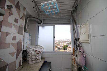 Apartamento à venda com 40m², 2 quartos e 1 vagaÁrea de Serviço