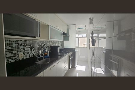 Apartamento à venda com 90m², 3 quartos e 2 vagasCozinha