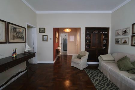 Apartamento para alugar com 159m², 4 quartos e sem vaga Apartamento para alugar com 159m², 4 quartos e sem vagaSala