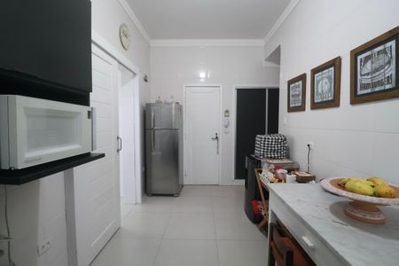Apartamento para alugar com 159m², 4 quartos e sem vaga Apartamento para alugar com 159m², 4 quartos e sem vagaCozinha